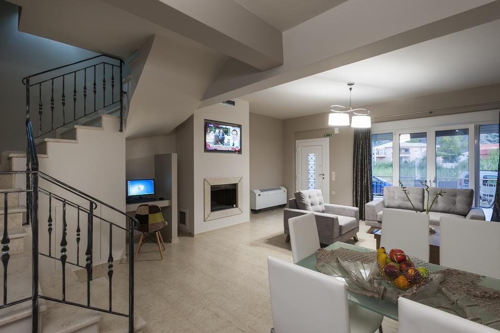 4 Seasons Villas Plataria Habitación foto