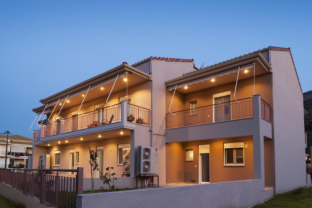 4 Seasons Villas Plataria Habitación foto
