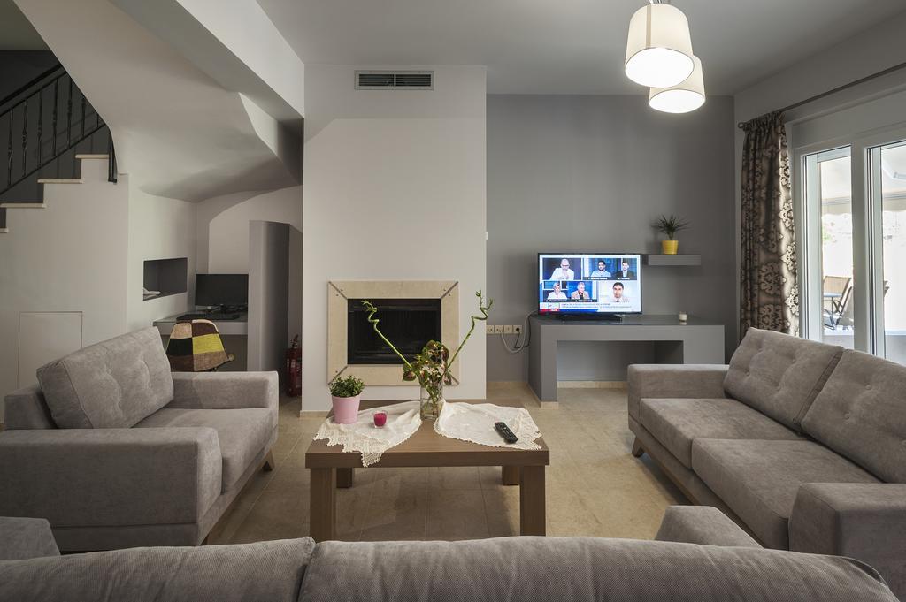 4 Seasons Villas Plataria Habitación foto