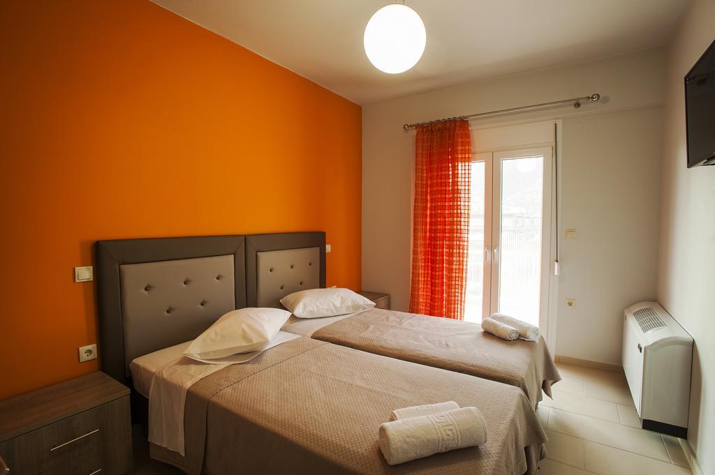 4 Seasons Villas Plataria Habitación foto
