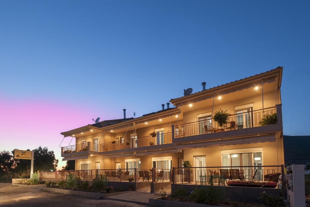 4 Seasons Villas Plataria Habitación foto