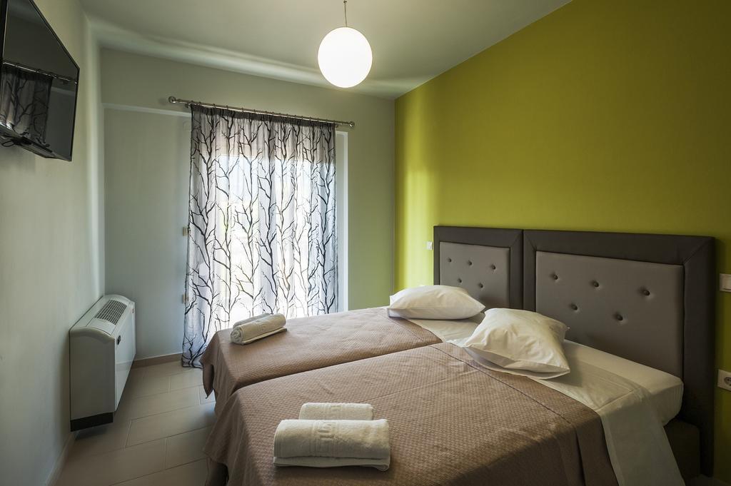 4 Seasons Villas Plataria Habitación foto